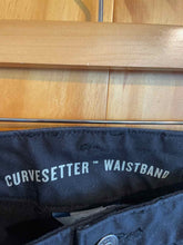 Load image into Gallery viewer, Size 10 Duluth Trading Co. Black Women&#39;s Hiking Pants
