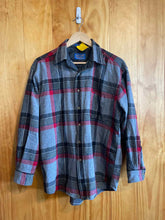 Load image into Gallery viewer, Size Medium Pendleton Men&#39;s Fleece
