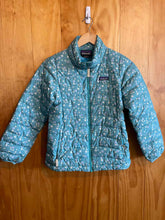 Load image into Gallery viewer, Child Size 12 Patagonia Girl&#39;s Girl&#39;s Jacket
