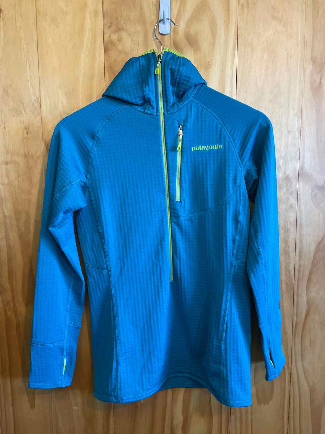 Size XS Patagonia Teal Women's Fleece Sweatshirt