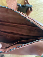 Load image into Gallery viewer, Mountainsmith Fanny Pack
