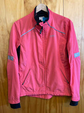 Load image into Gallery viewer, Size S Running Room Pink Woman's Windbreaker
