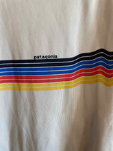 Load image into Gallery viewer, Patagonia Long Sleeve
