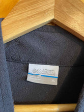 Load image into Gallery viewer, Size XL Columbia Men's Long Sleeve Shirt
