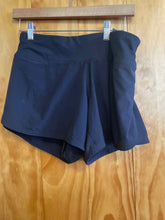 Load image into Gallery viewer, Size Medium Brooks Black Women's Shorts

