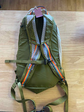 Load image into Gallery viewer, REI 18 Backpack
