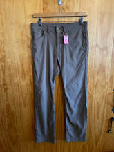 Load image into Gallery viewer, Size 32 Prana Men's Hiking Pants
