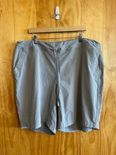 Load image into Gallery viewer, Size 22W Duluth Trading Light Gray Women&#39;s Shorts
