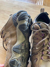 Load image into Gallery viewer, Women&#39;s Shoe Size 11 Oboz Brown Hiking Shoes
