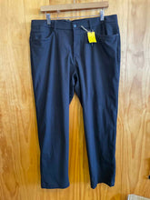 Load image into Gallery viewer, Size 36 Lululemon Men's Pants

