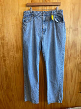 Load image into Gallery viewer, Size 10 Cotton On Blue Women's Jeans
