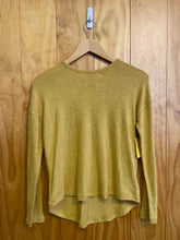 Load image into Gallery viewer, Size L Tommy Bahama White Women's Fleece Sweatshirt
