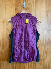 Load image into Gallery viewer, Size Medium smartwool Magenta Women's Vest

