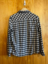 Load image into Gallery viewer, Size L Carhartt Black and White Women's Flannel
