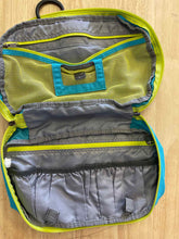 Load image into Gallery viewer, Eagle Creek Travel Bag
