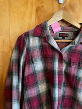 Load image into Gallery viewer, Size M wolverine Red Women's Flannel
