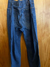Load image into Gallery viewer, Size 38 Lucky Brand Blue Women's Jeans
