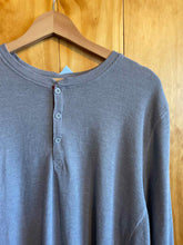 Load image into Gallery viewer, Size L Eddie Bauer Men&#39;s Long Sleeve Shirt
