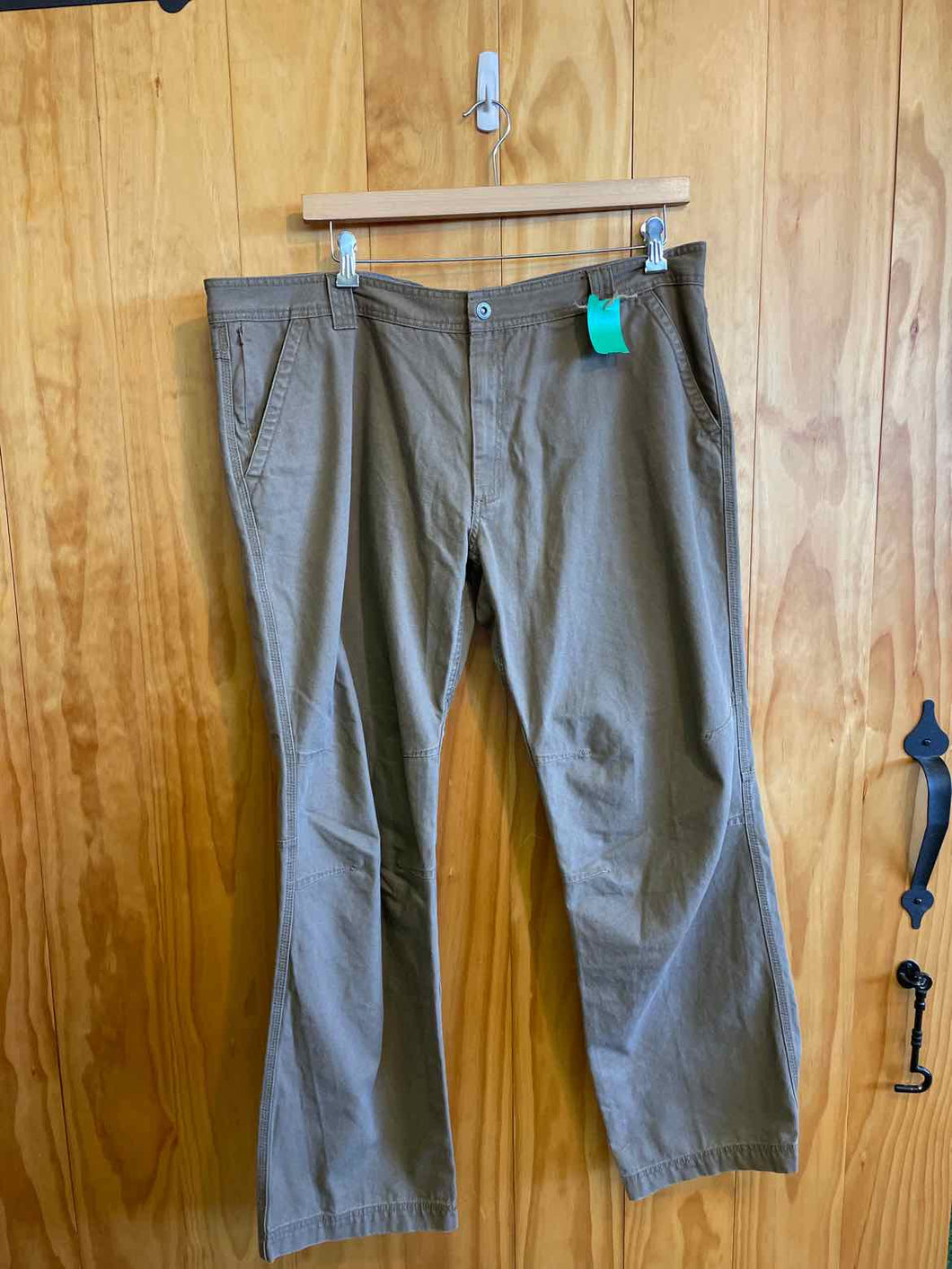 Size 42 Guide Series Men's Pants