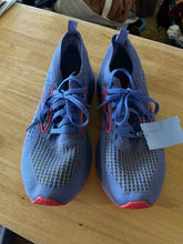 Load image into Gallery viewer, Shoe Size 7.5 Brooks Blue Running Shoes
