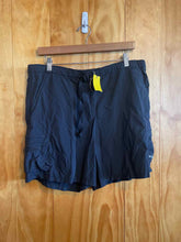 Load image into Gallery viewer, Size M Columbia Black Women's Shorts
