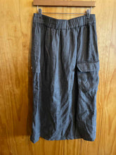 Load image into Gallery viewer, Size Medium C&amp;C California Grey Skirt
