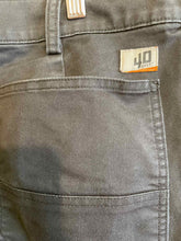 Load image into Gallery viewer, Size 40x32 Duluth Trading Men's Pants
