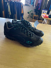 Load image into Gallery viewer, Giro 37 Cycling Shoes
