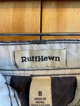Load image into Gallery viewer, Size 8 Ruff Hewn Grey Women's Shorts

