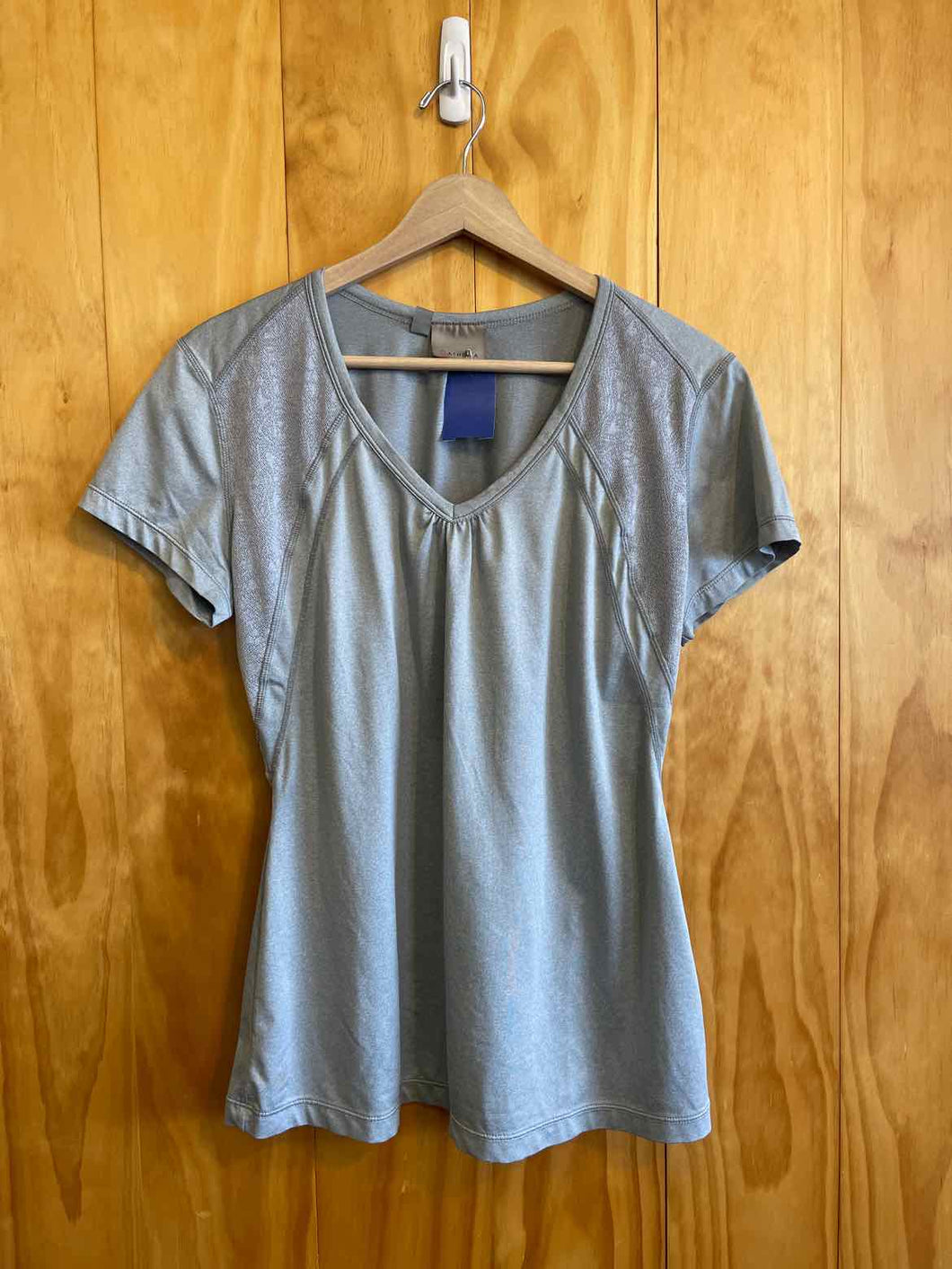 Size L Athleta Grey Women's Short Sleeve Shirt