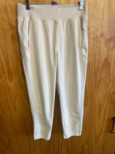 Load image into Gallery viewer, Size L Old Navy Cream Women&#39;s Pants
