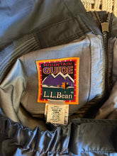 Load image into Gallery viewer, Size M LL Bean Black Women&#39;s Rain Pants
