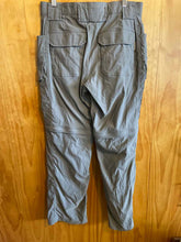 Load image into Gallery viewer, Size 32 Duluth Trading Men's Pants
