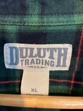 Load image into Gallery viewer, Size XL Duluth Trading Men's Flannel
