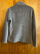 Load image into Gallery viewer, Size Small Patagonia Grey Women's Fleece Sweatshirt
