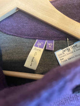 Load image into Gallery viewer, Size M Ibex Purple Women's Sweater &amp; Sweatshirt
