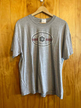 Load image into Gallery viewer, Size L Hanes Men's Short Sleeve Shirt
