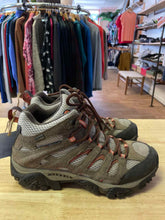 Load image into Gallery viewer, Women's Shoe Size 8 Merrell Brown Hiking Boots
