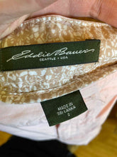 Load image into Gallery viewer, Size 2 Eddie Bauer Pink Women's Shorts
