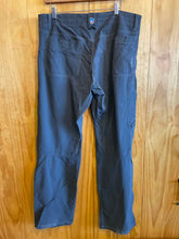 Load image into Gallery viewer, Size 36x32 Kuhl Men's Hiking Pants
