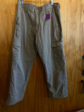 Load image into Gallery viewer, Size 34x30 Wrangler Men's Pants
