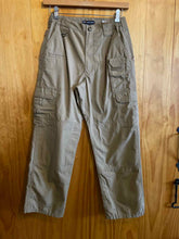Load image into Gallery viewer, Size 30 5.11 Tactical Men's Pants
