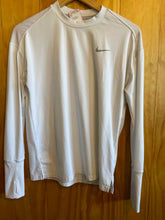 Load image into Gallery viewer, Size Small Nike White Women's Long Sleeve Shirt
