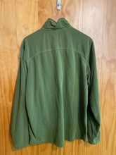 Load image into Gallery viewer, Size Large Eddie Bauer Men&#39;s Fleece
