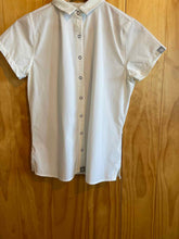 Load image into Gallery viewer, Size S Rabbit White Women's Short Sleeve Shirt
