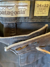 Load image into Gallery viewer, Size 34 Patagonia Men's Pants
