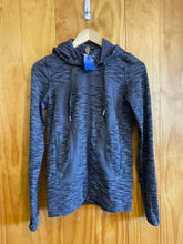 Load image into Gallery viewer, Women Size 4 Lululemon Gray Print Women&#39;s Light Jacket
