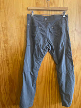 Load image into Gallery viewer, Size 34 Kuhl Men's Pants
