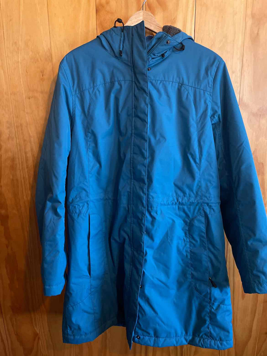Women Size Large L.L. Bean Blue Women's Winter Jacket