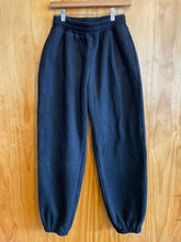 Load image into Gallery viewer, Size Large Comfrt Men's Sweatpants
